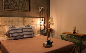 Casa Flora Handmade Hotel